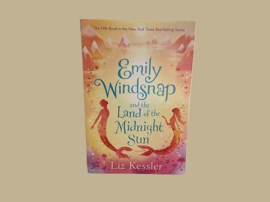 Emily Windsnap- and the Land of the Midnight Sun