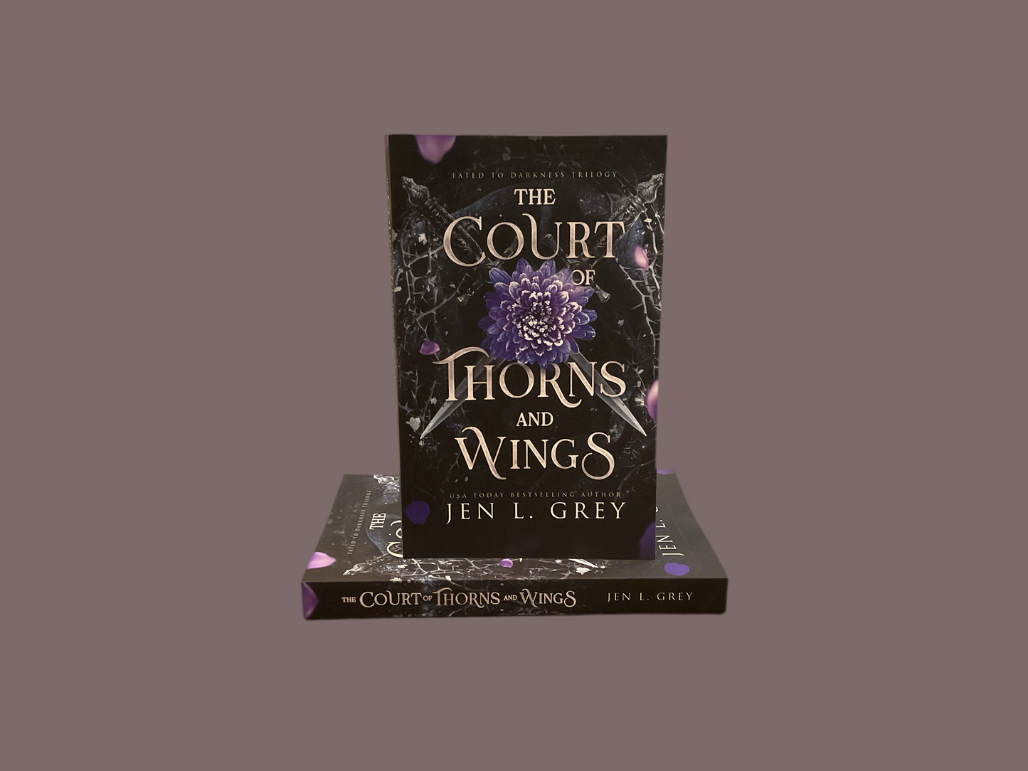 A Court Of Thorns and Wings